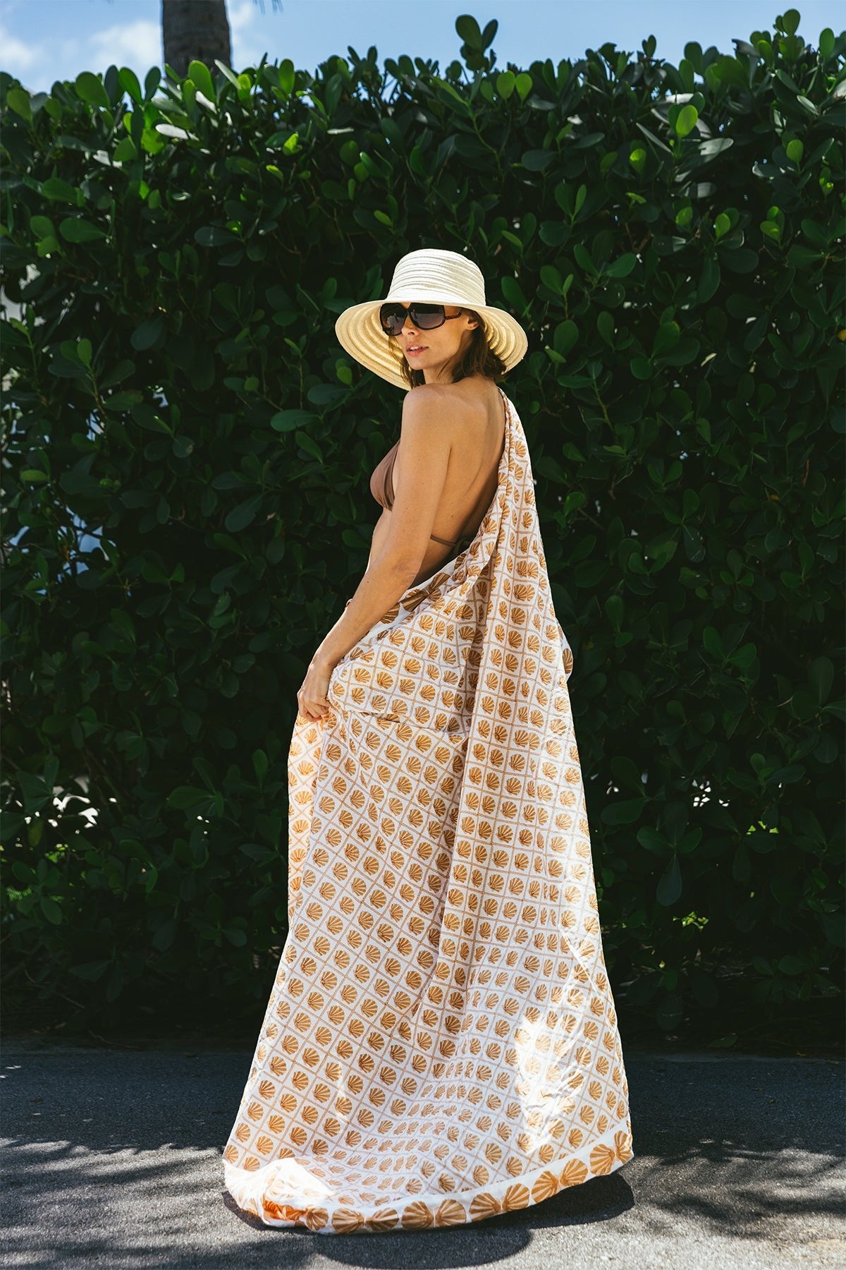 Pareo | Rattan Scallop Shell