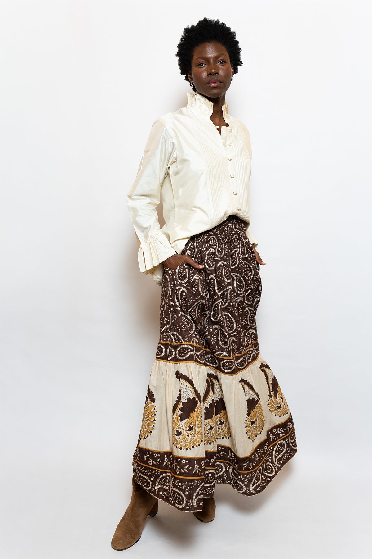 SUE SARTOR Flounce Smocked Waist Skirt | Chocolate/Honey Paisley