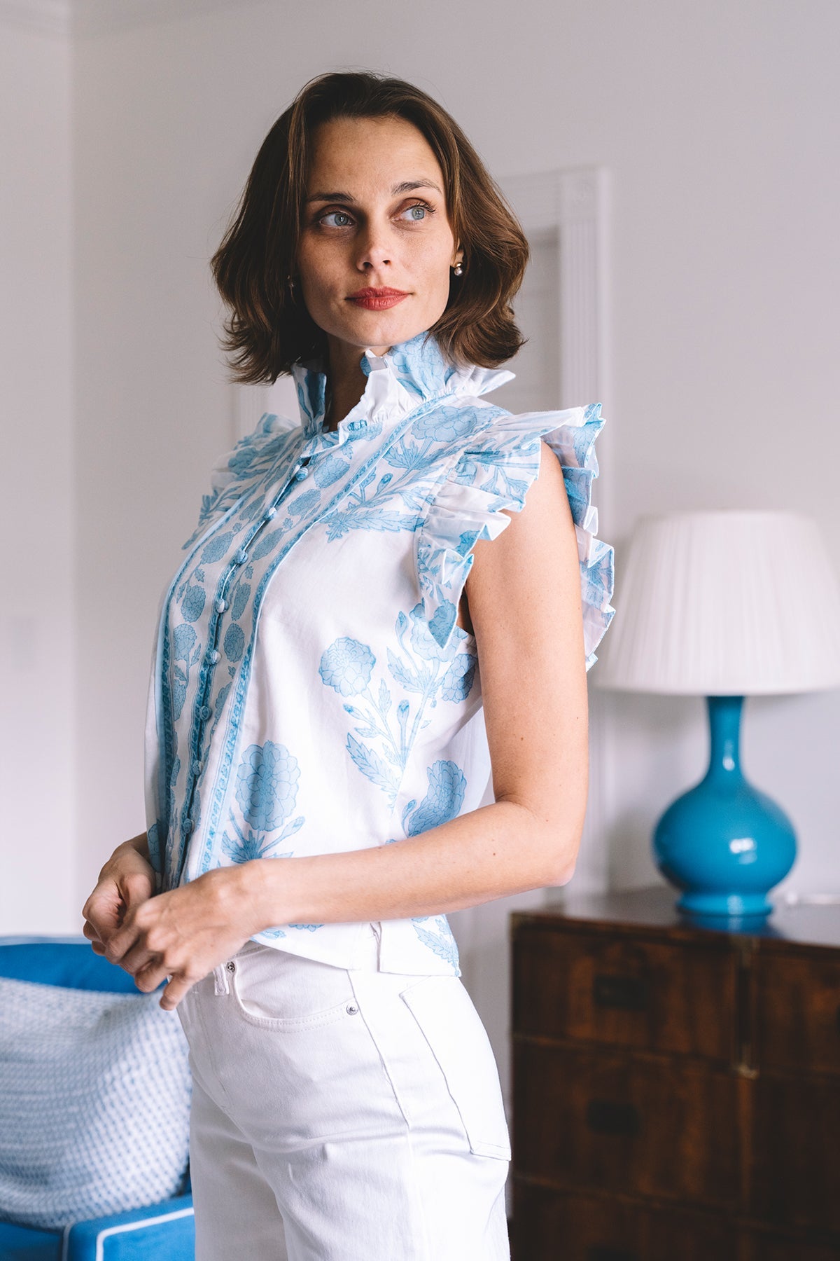 Sue Sartor Vestido largo plisado con volantes™️ | Tafetán de seda cruda niebla