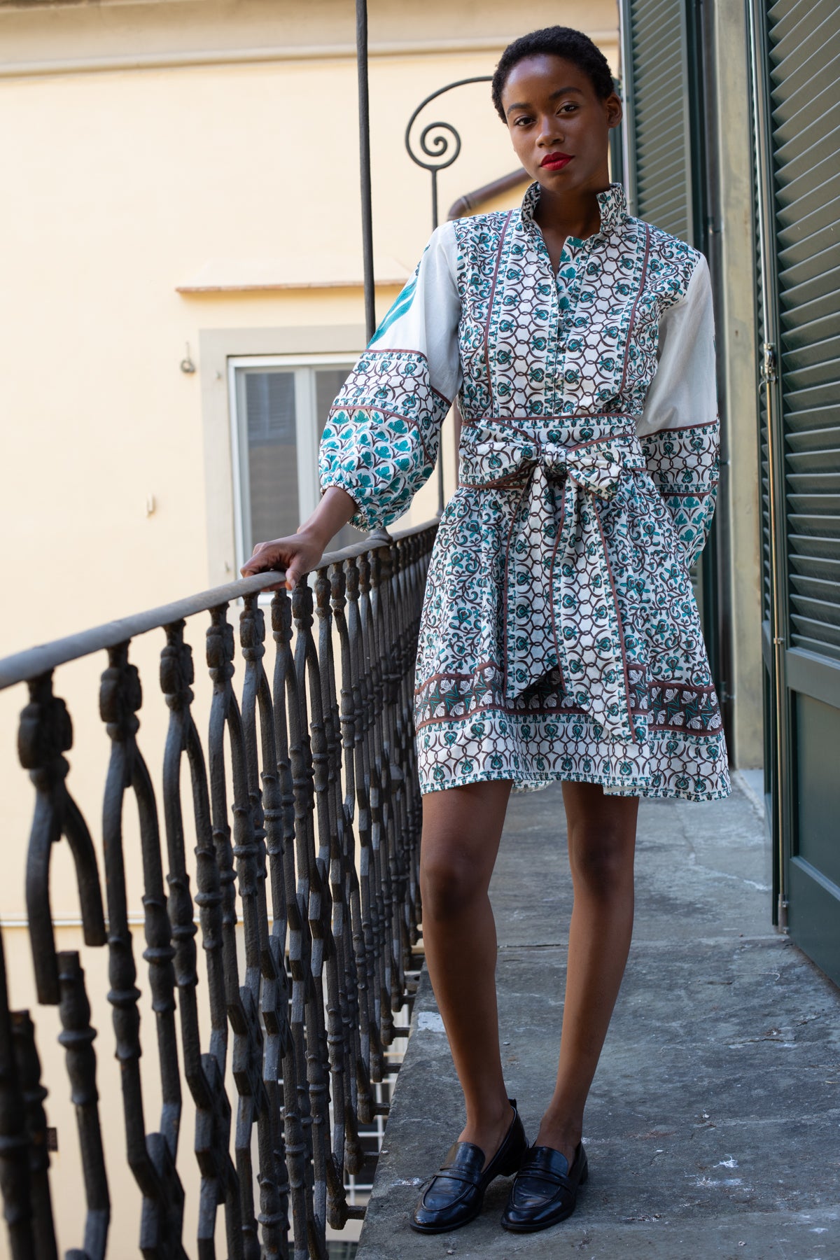 SUE SARTOR Flounce Shorty | Verdigris/Espresso Iris