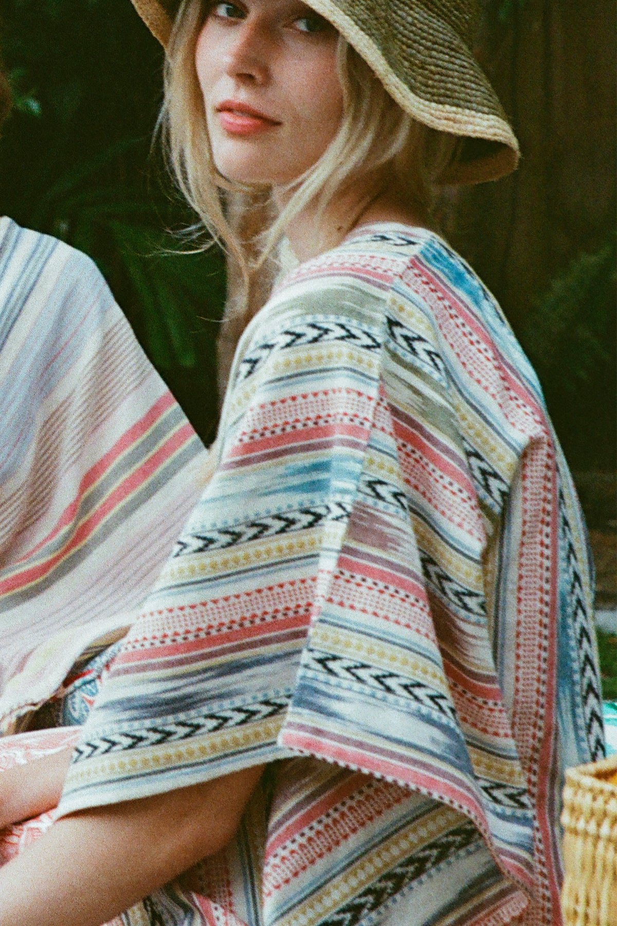 V-Neck Beach Kaftan Long | Cap Ferrat Ikat Stripe