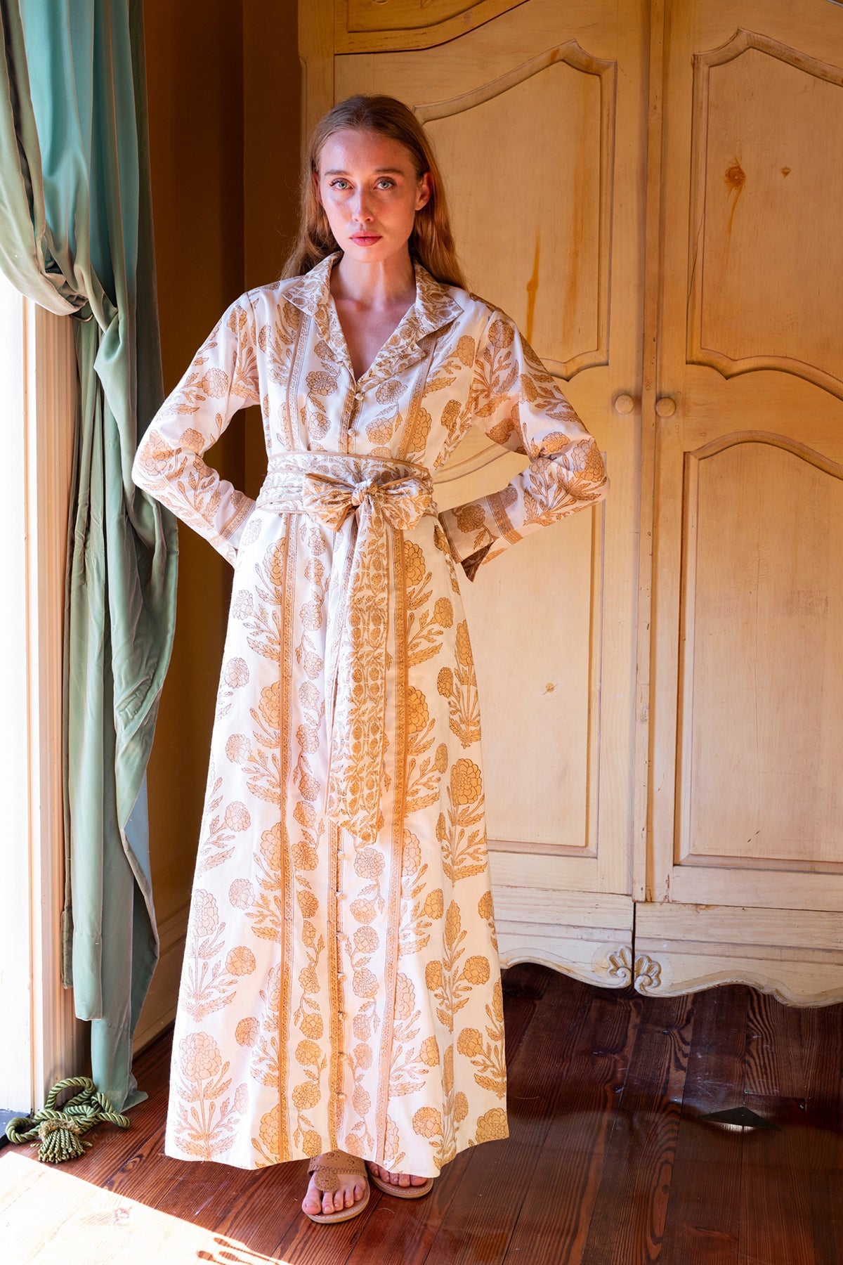 Caftan long à col cintré | Coquille Saint-Jacques péridot/corail mou