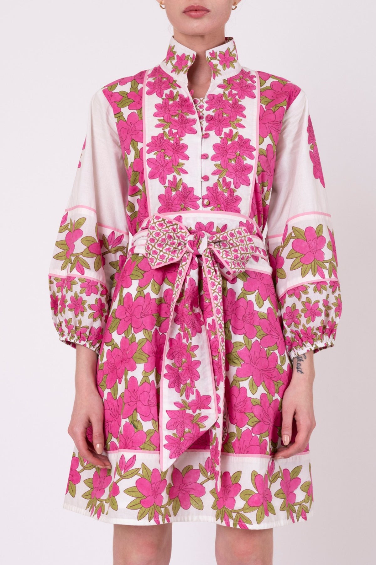 SUE SARTOR Flounce Shorty | Fuchsia Azalea