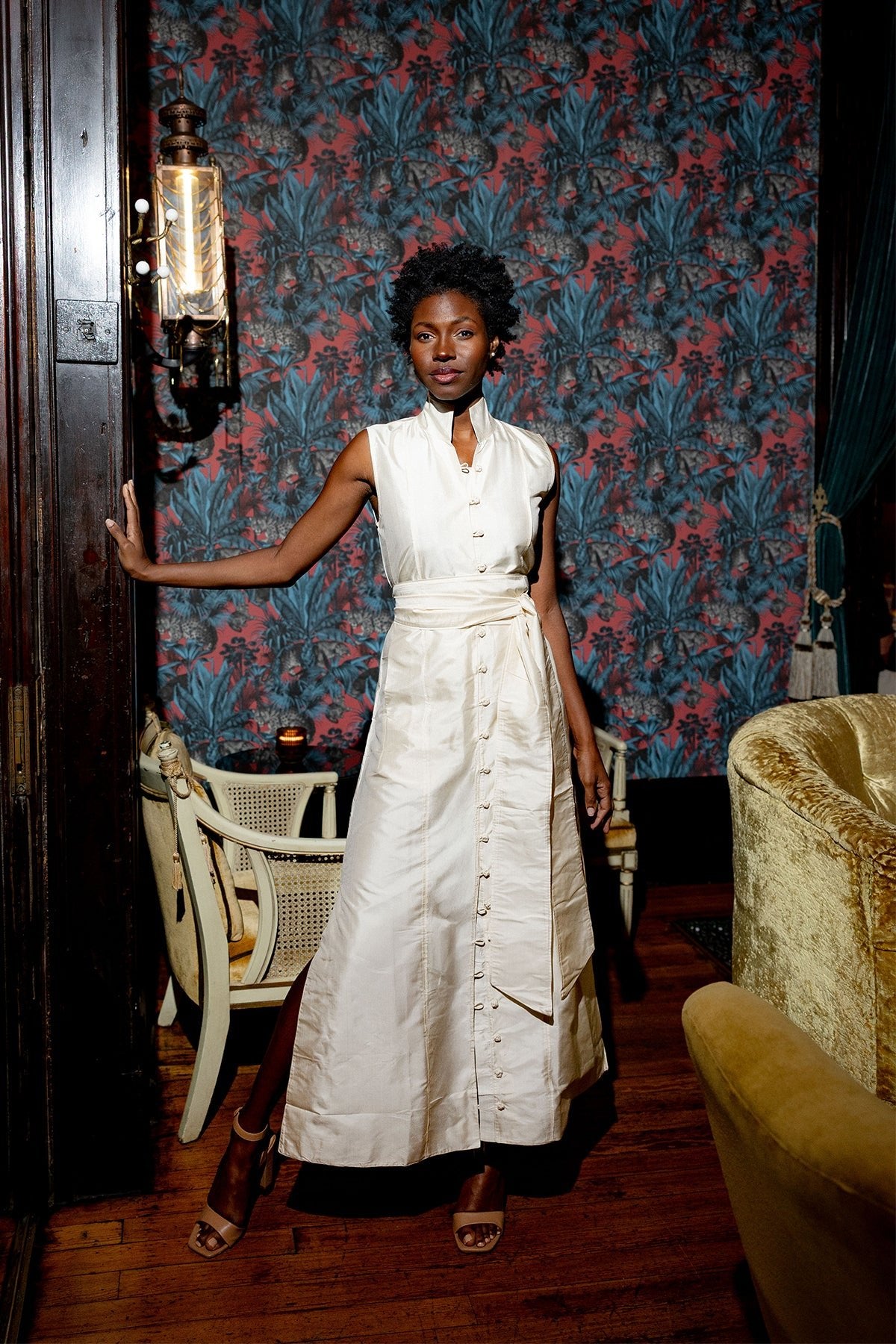 Sleeveless Marrakech Kaftan | Ivory Silk Taffeta – SUE SARTOR