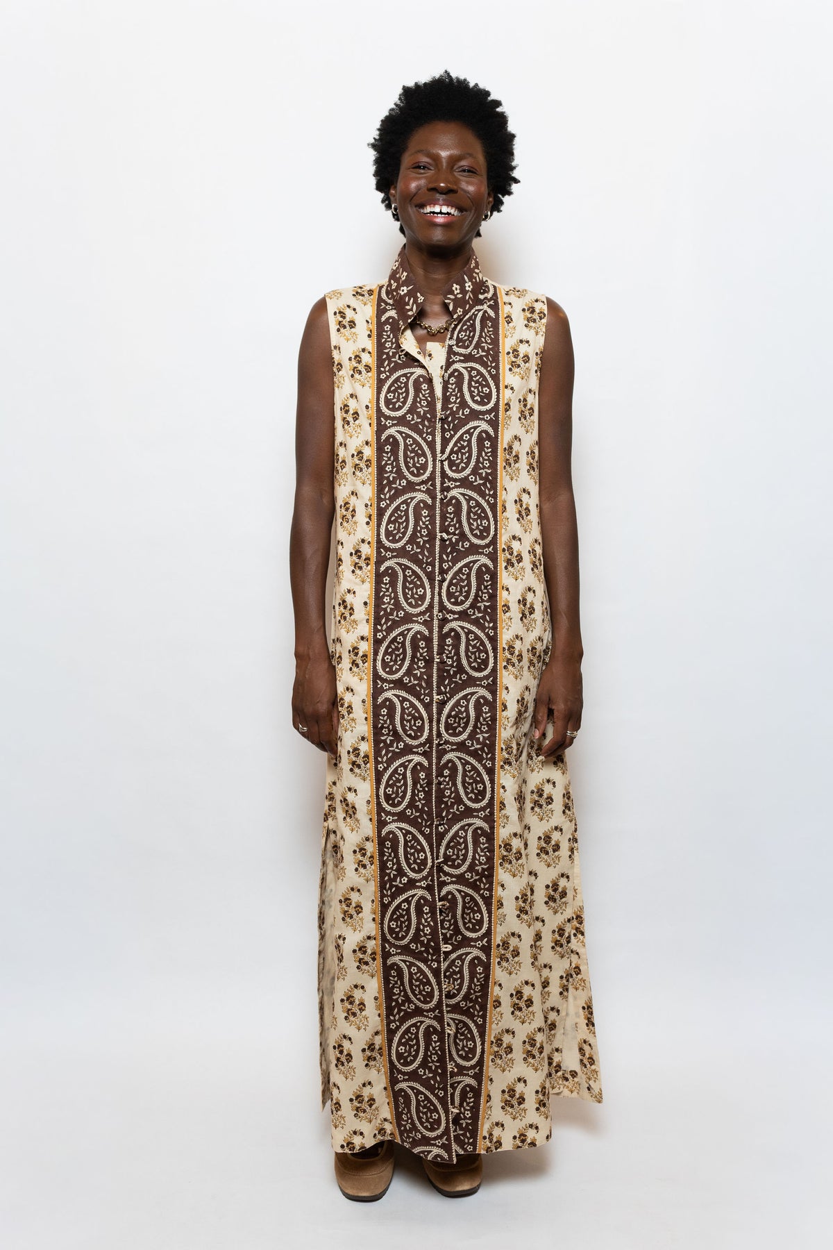Caftan long à col cintré | Coquille Saint-Jacques péridot/corail mou