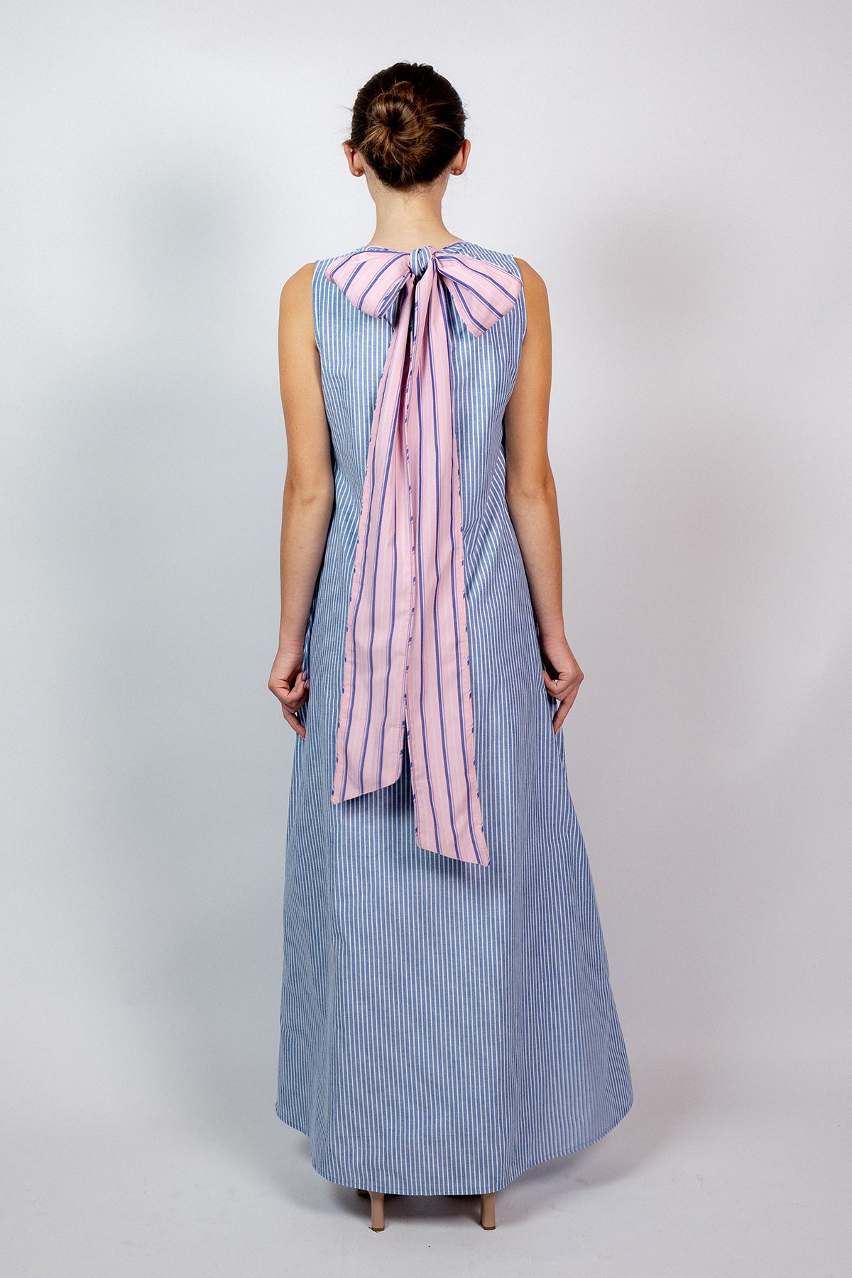 pink and blue striped dress Tibi Strapless Navy Blue Ruched SIZE:TED SIZE 3 (UK 12) Details Fabric has no Couture lace