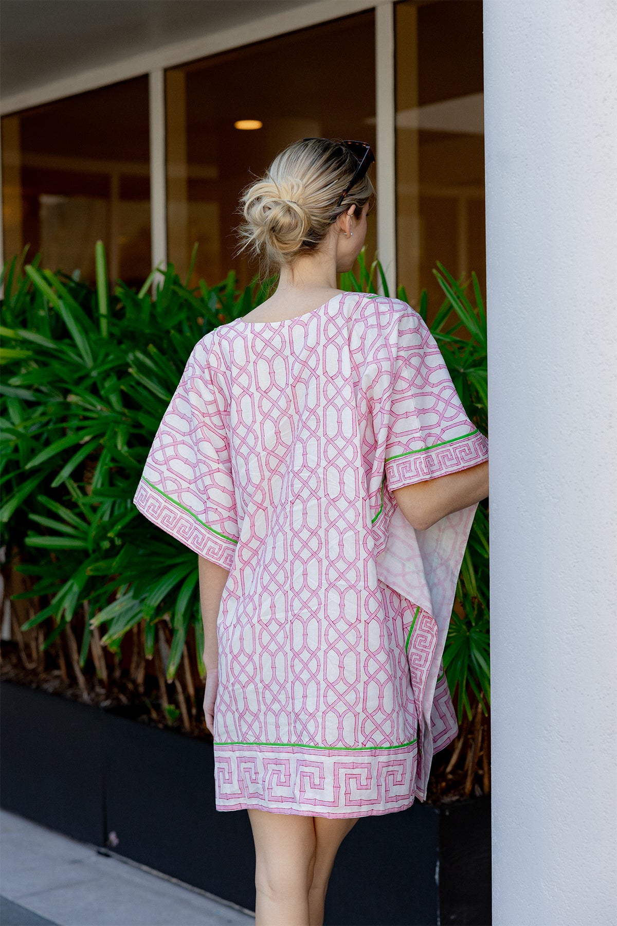 Square Neck Beach Kaftan Short | Hibiscus Bamboo
