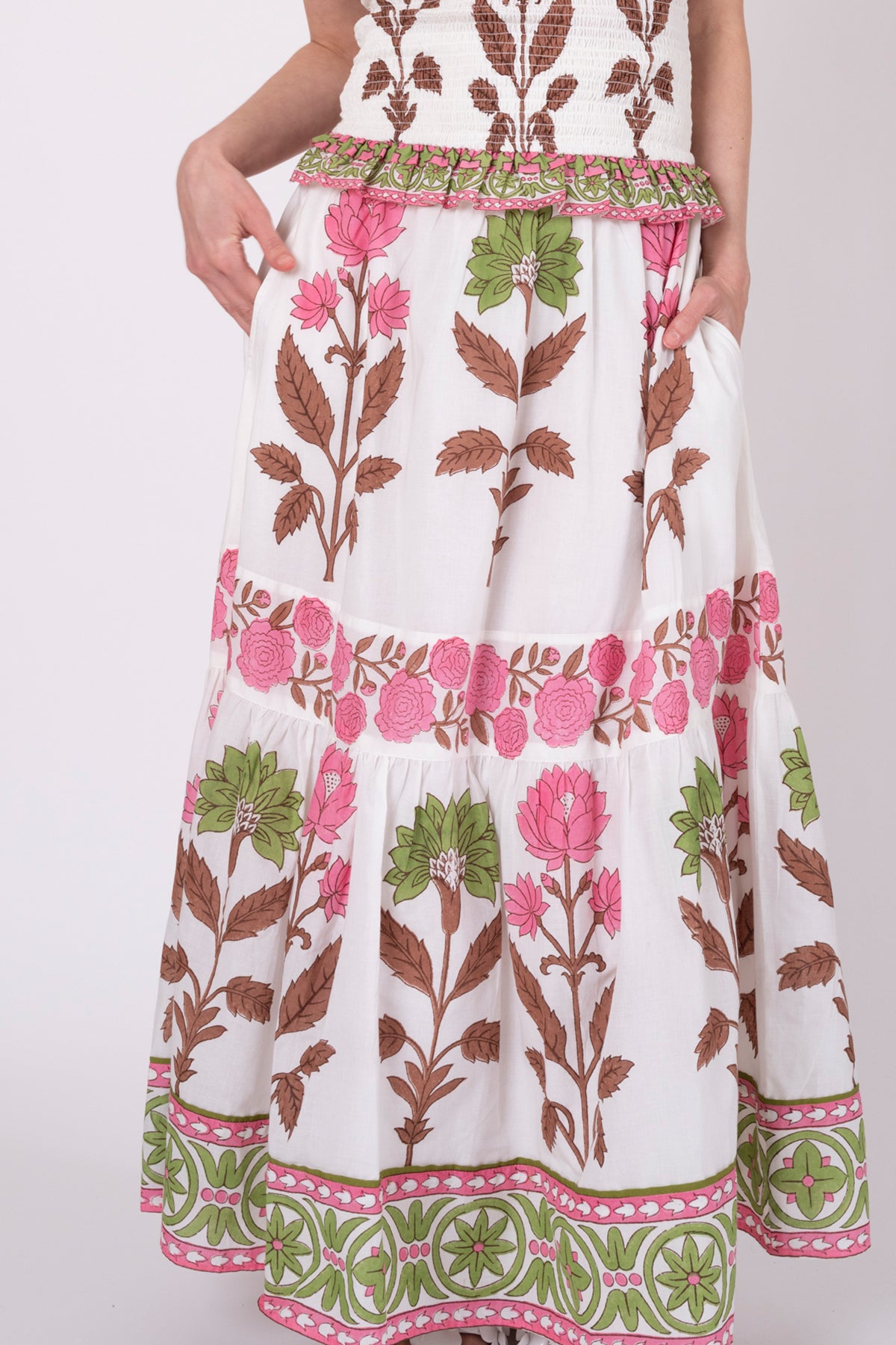 SUE SARTOR Flounce Smocked Waist Skirt | Pink/Peridot Dahlia