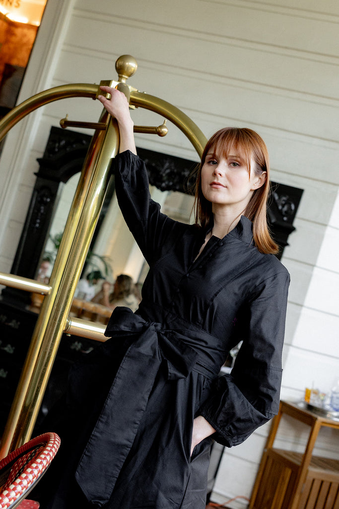 SUE SARTOR Flounce Shorty | Black Cotton Travel