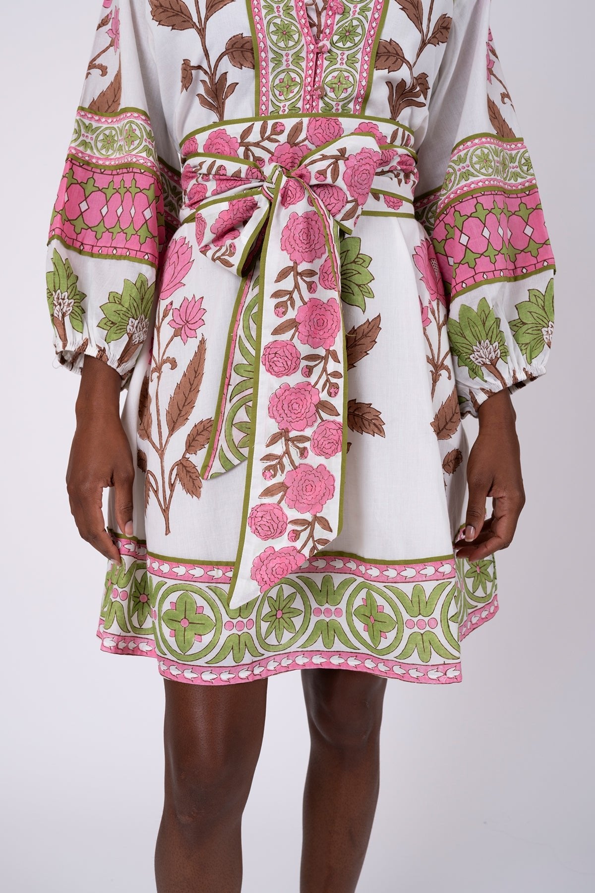 SUE SARTOR Flounce Shorty | Pink/Peridot Dahlia